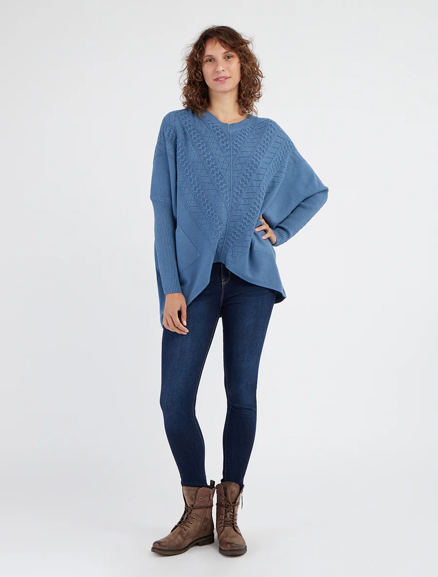 Asymmetrische poncho met lange mouwen en zakken - Blauw - Image 4