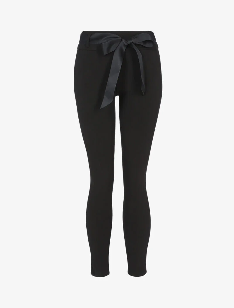 Broek met wortelpasvorm effen - zwart