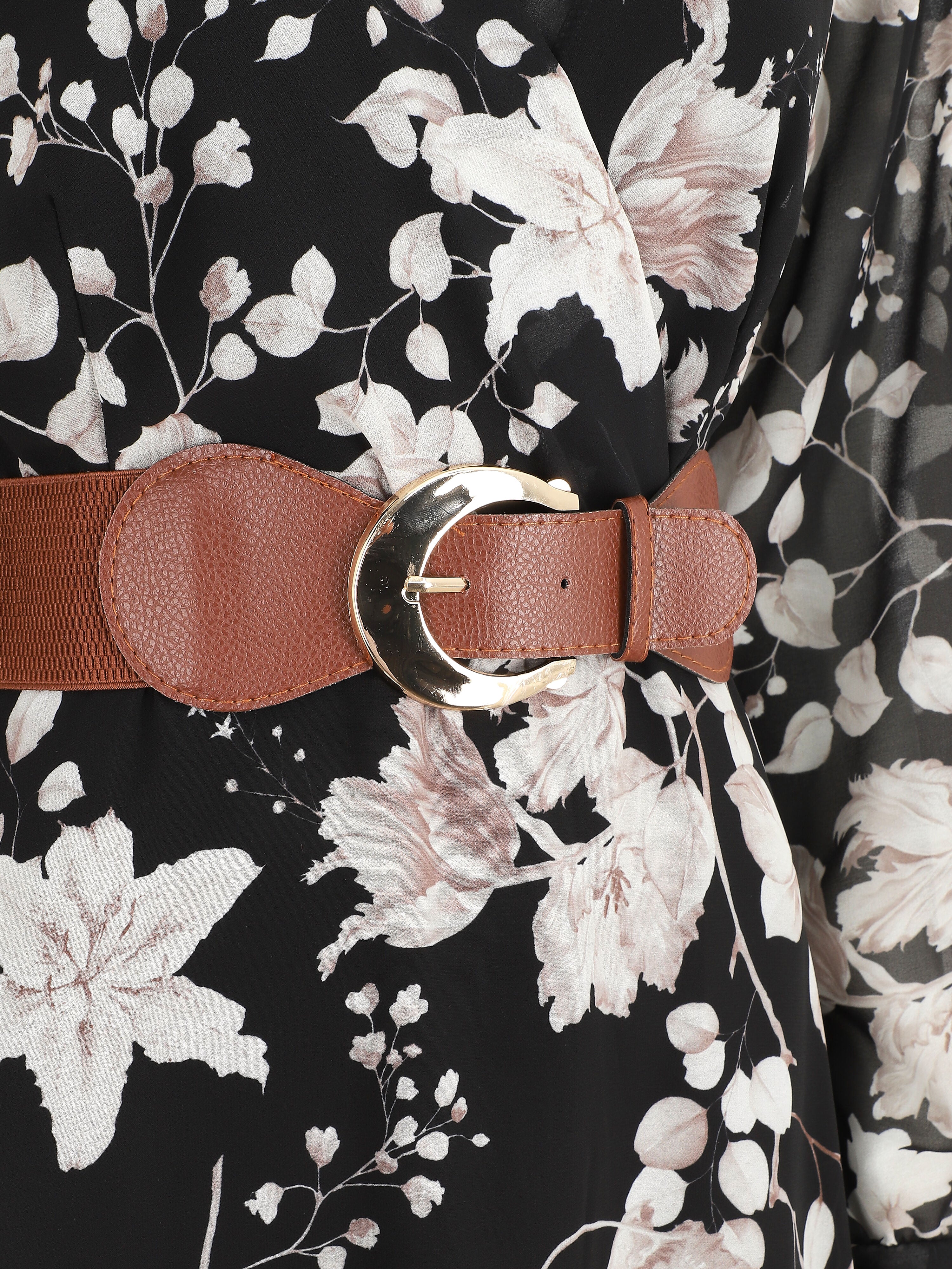 Halflange jurk met bloemenprint - Zwart - Image 3