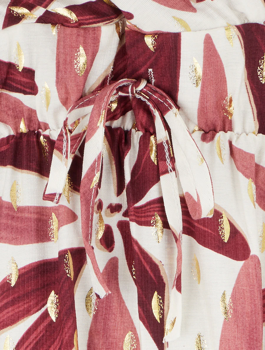 Lange jurk met gestileerde print en iriserend detail. - Bordeaux - Image 3