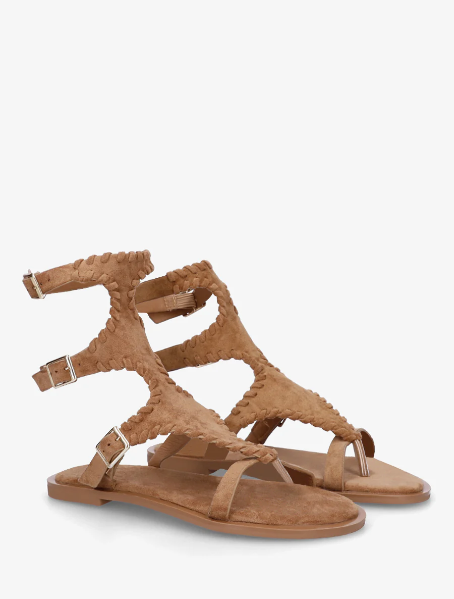 Platte sandalen met teenstuk en hoge schacht - Kameel - Image 4