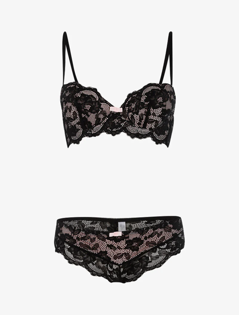 Kantenset met voering en string - zwart/roze