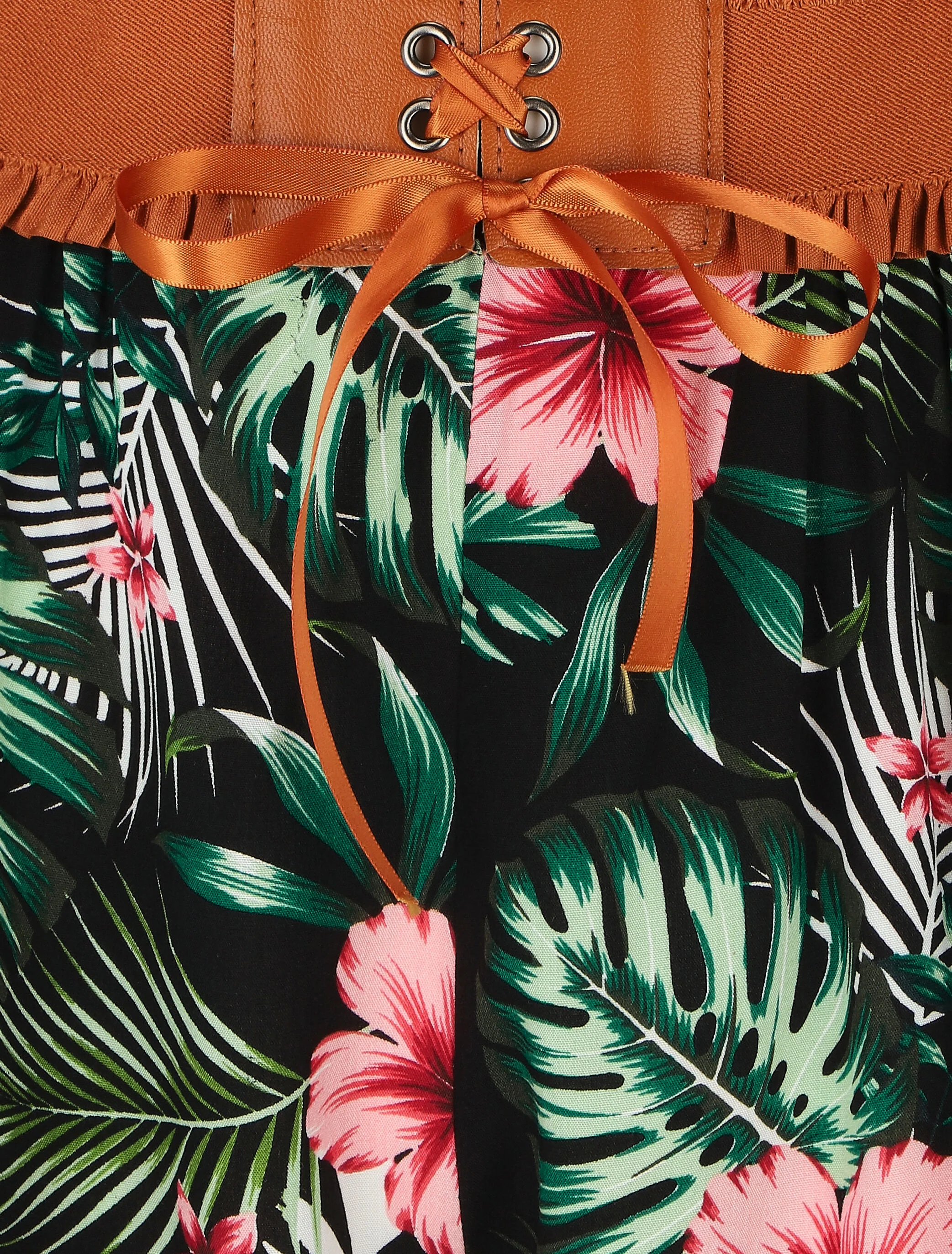 Short met hoge taille in corsetstijl met bloemenprint - zwart - Image 3