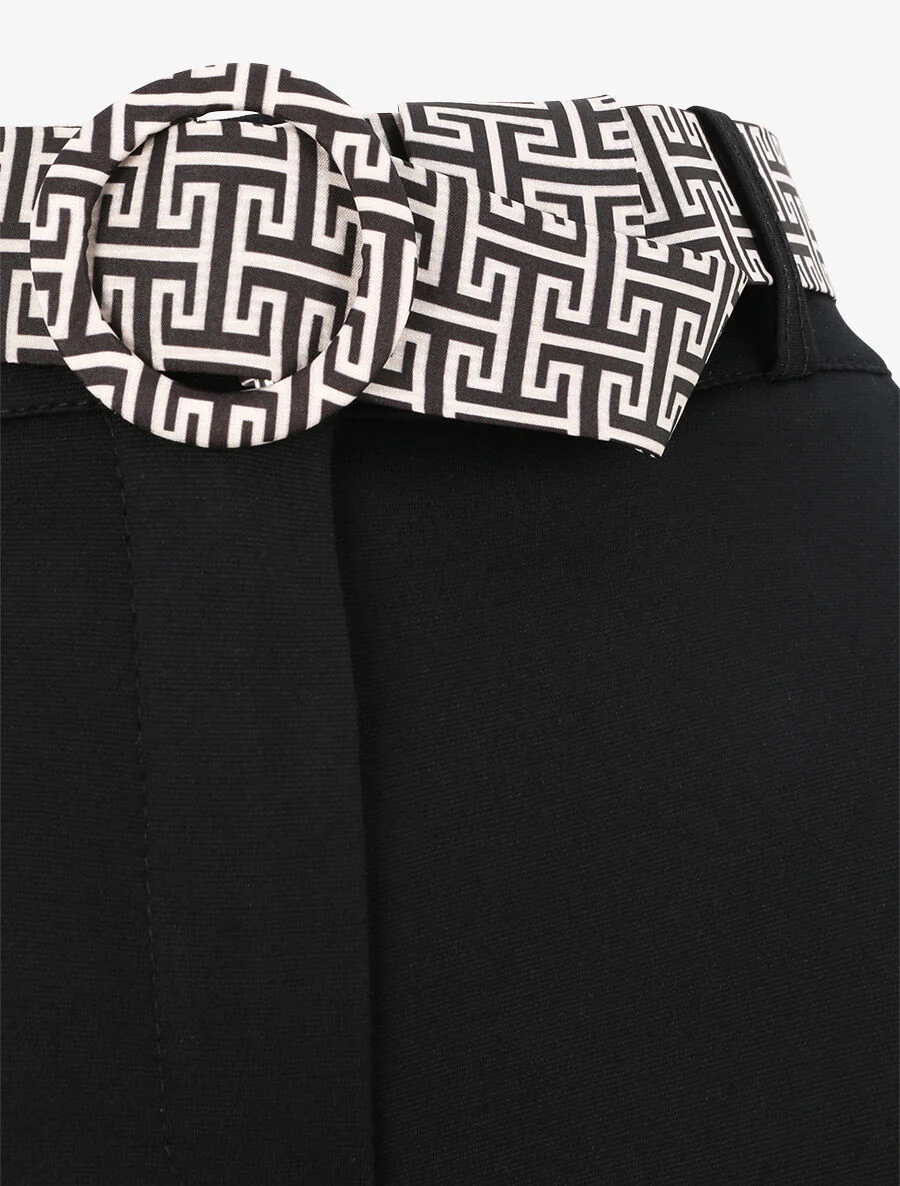 Slim fit broek met grafische geprinte riem - Zwart - Image 3