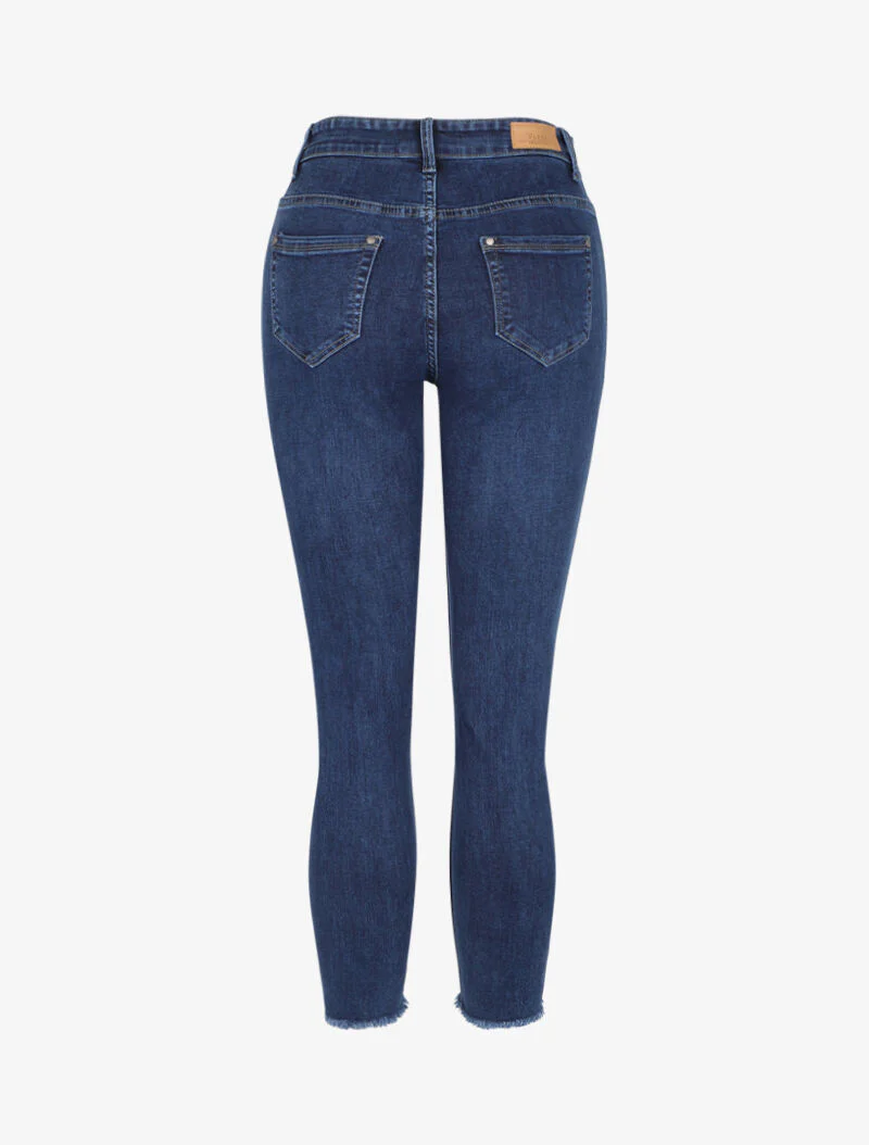 Slim fit jeans met rafelige 7/8 lengte en krassende randen - Blauw denim - Image 2