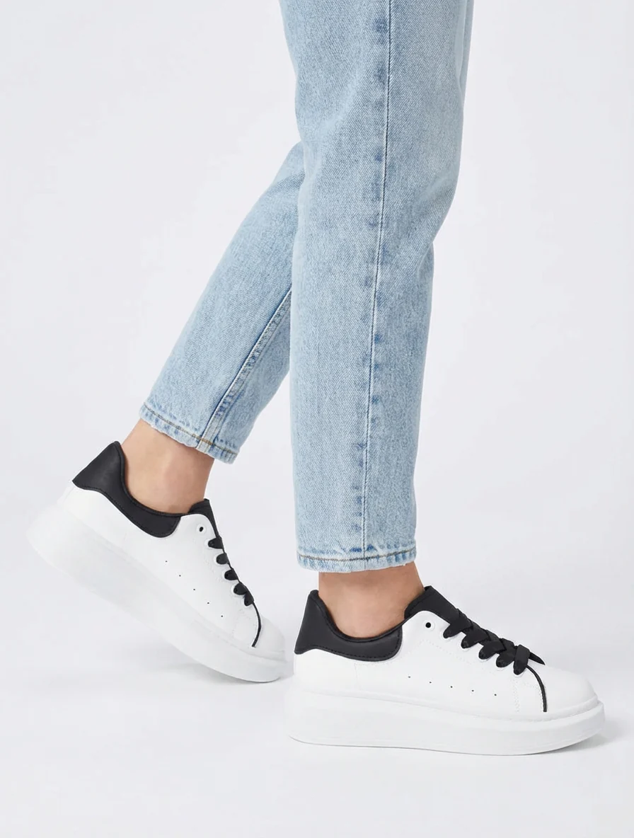 Sneakers in tweekleurig imitatieleer - Zwart - Image 5