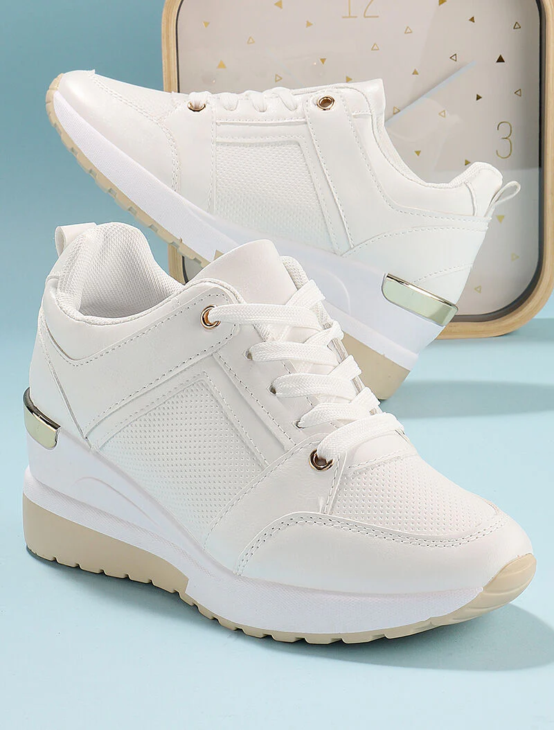 Wedge sneakers met metalen details - wit